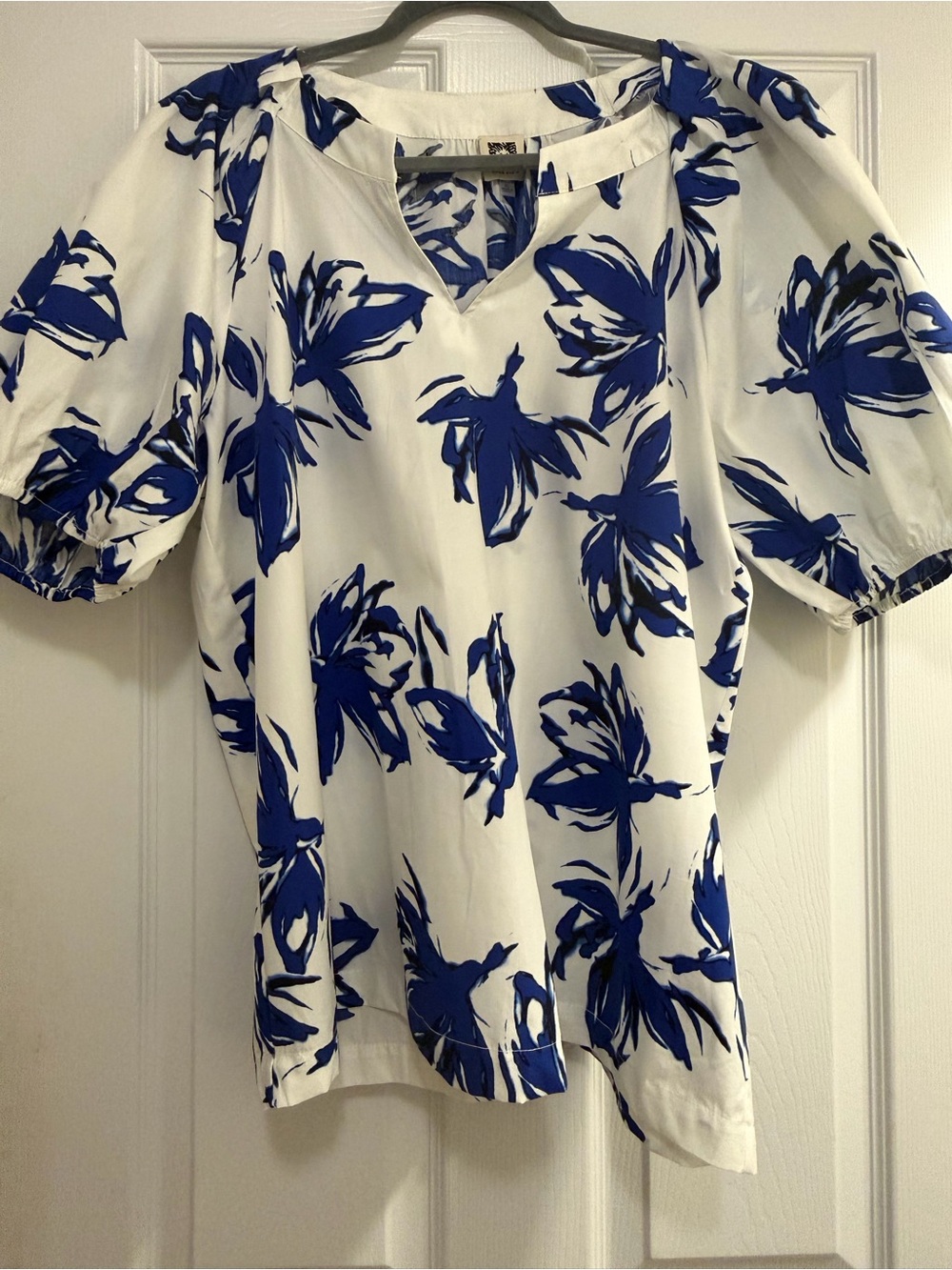 Anne Klein White Blouse with Bold Blue Floral Print